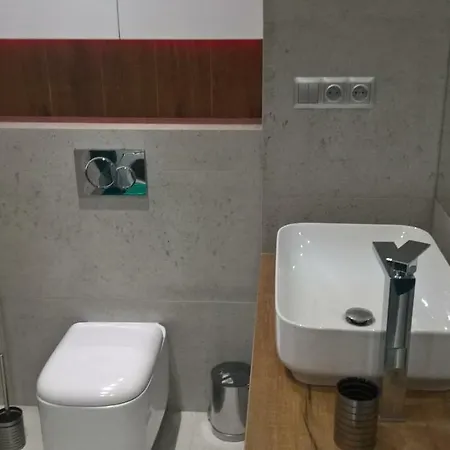 Apartament Atikim Modern In City Center