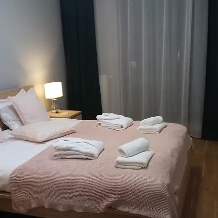 Atikim Modern In City Center Apartament *